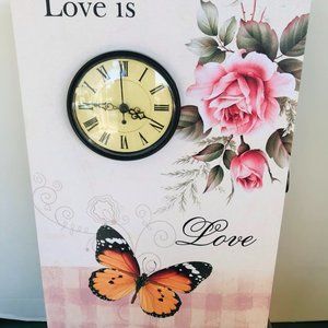 At Home Box With Clock and Key Hooks